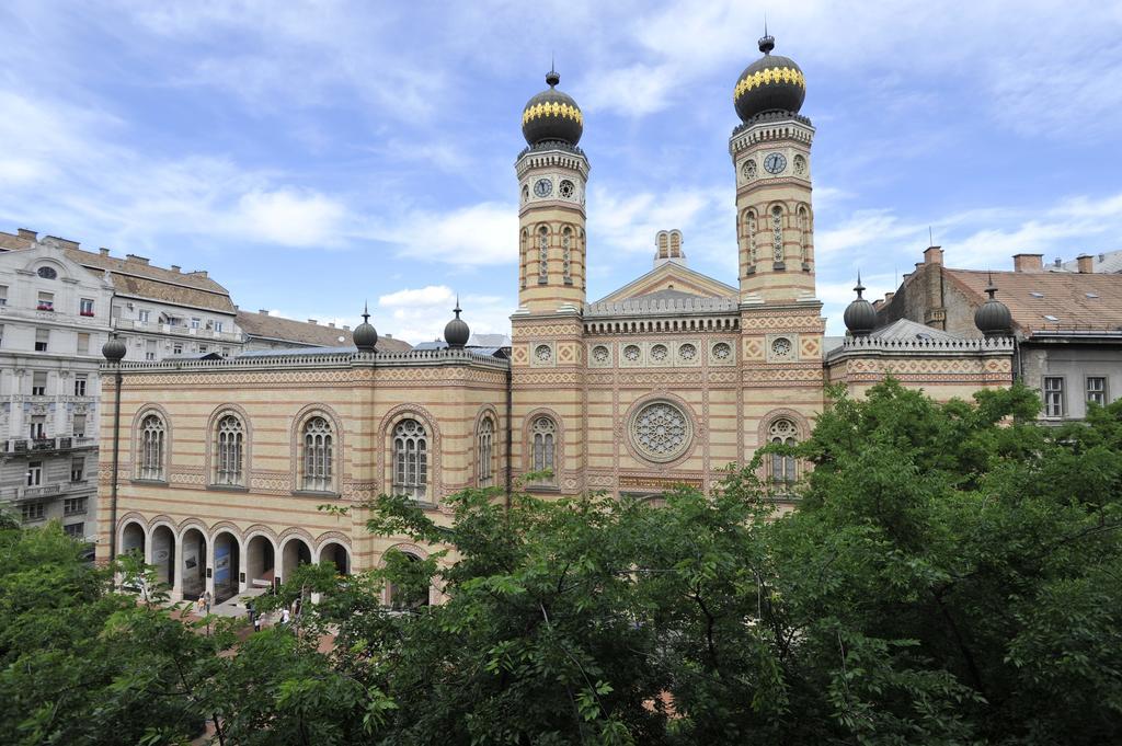 Synagogue Dream Home In The Center Budapest Exterior photo